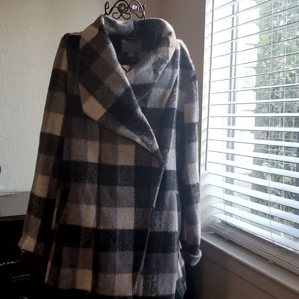 a.n. d e a w y coat